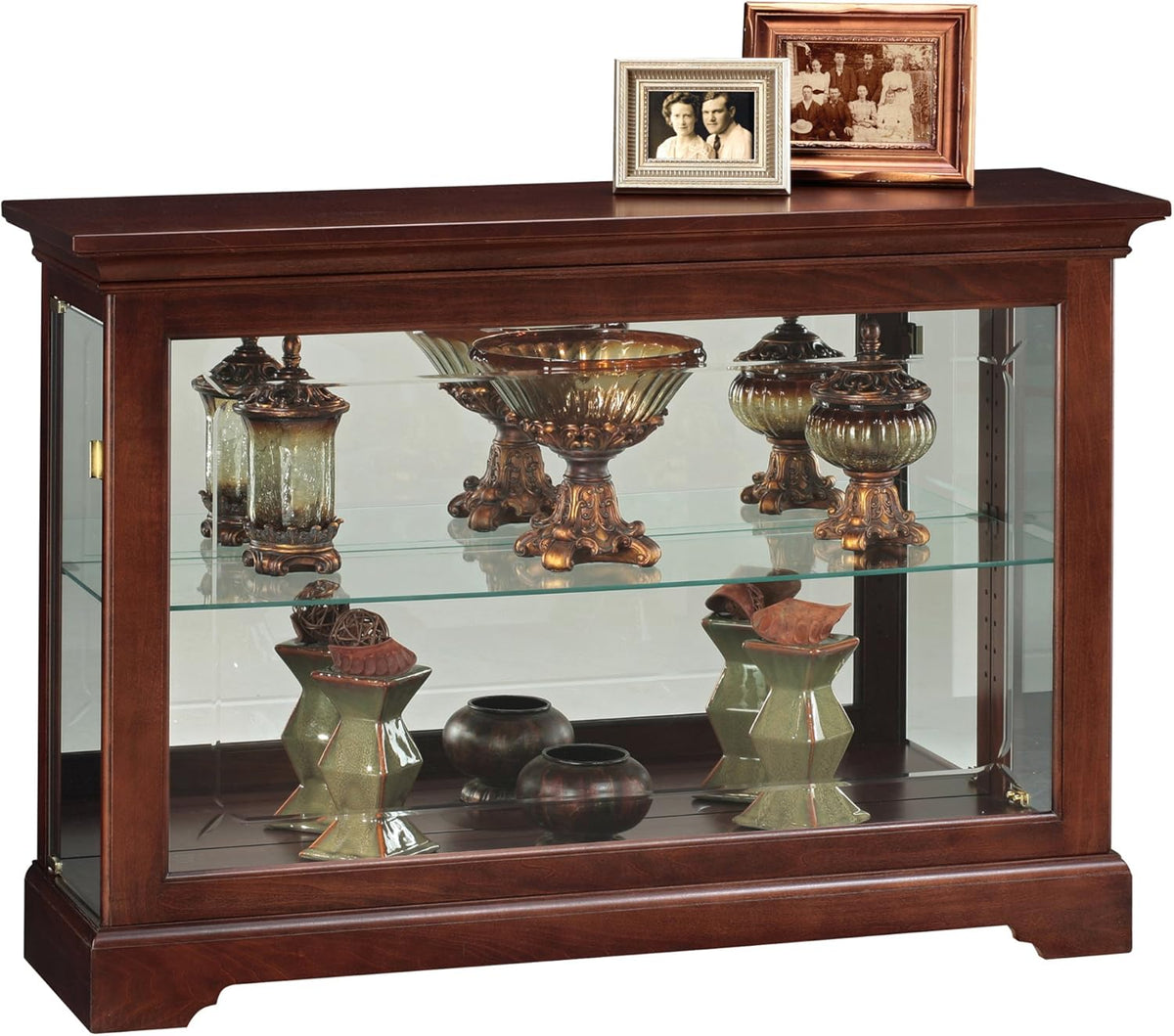 Curio Cabinet B134900