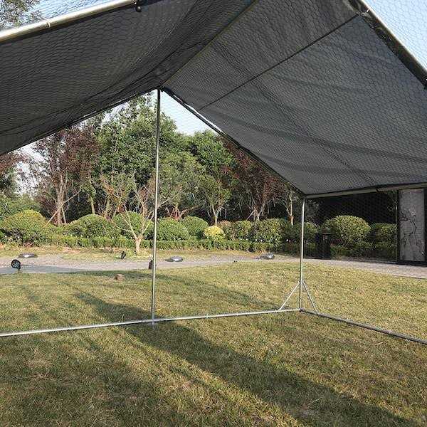 Walk-In Chicken Coop with Waterproof Cover M98541