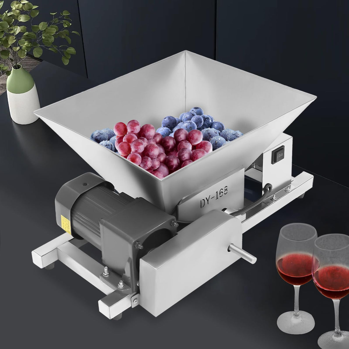 Electric Fruit Crusher with Protective Covers U4038