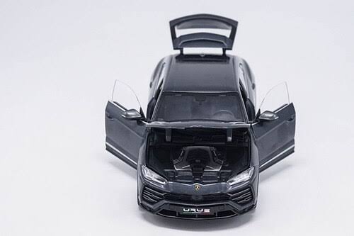 Grey 1/18 Diecast Model Car Q979