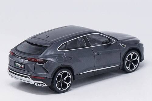 Grey 1/18 Diecast Model Car Q979