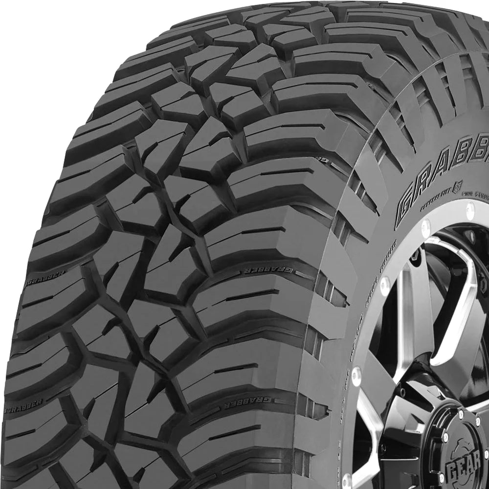 LT255/75R17 Mud Terrain Light Truck Tire J385